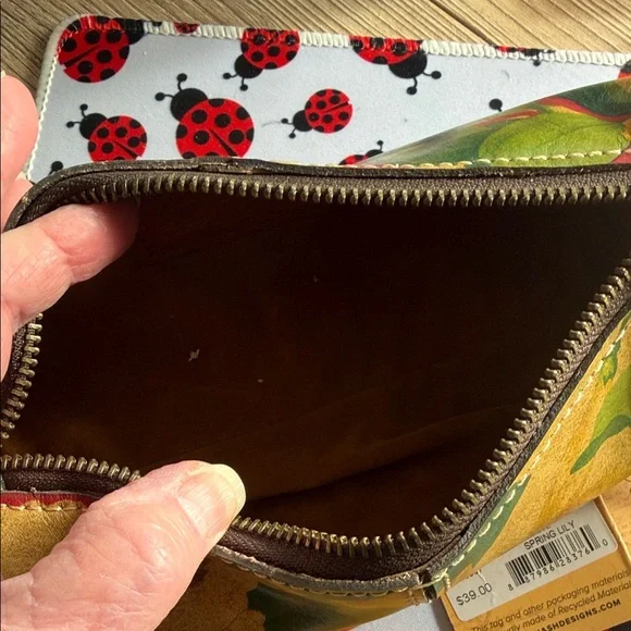 Patricia Nash Gold Floral Wristlet - Picture 3 of 7